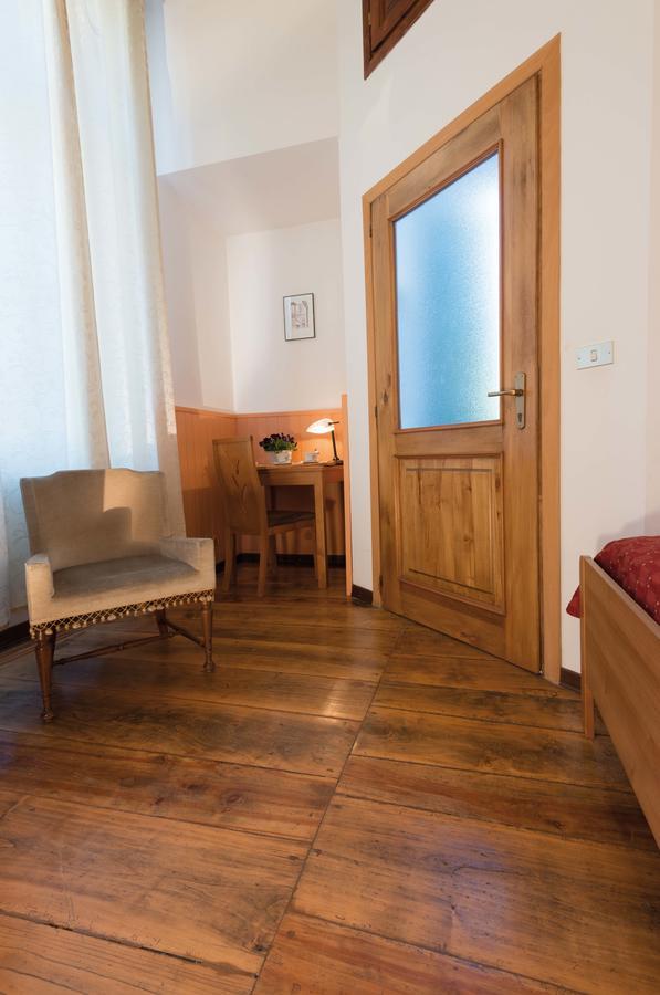 Hotel Foresteria Valdese Torre Pellice Exteriér fotografie